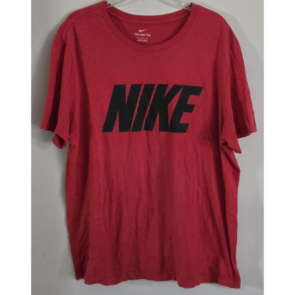 Nike Mens XL T Shirt Red Graphic Logo Casual Sportswear‎ Athletic Top